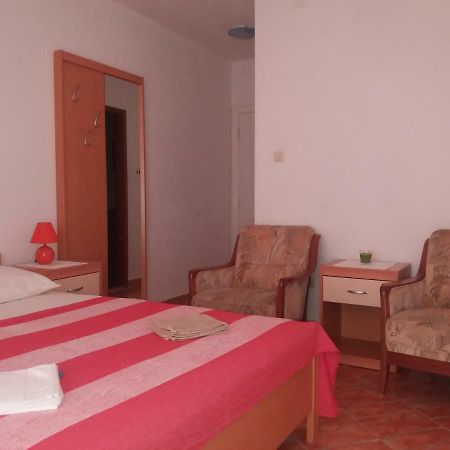 Apartments Erceg Omiš Eksteriør billede