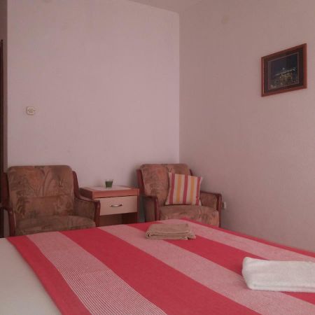 Apartments Erceg Omiš Eksteriør billede