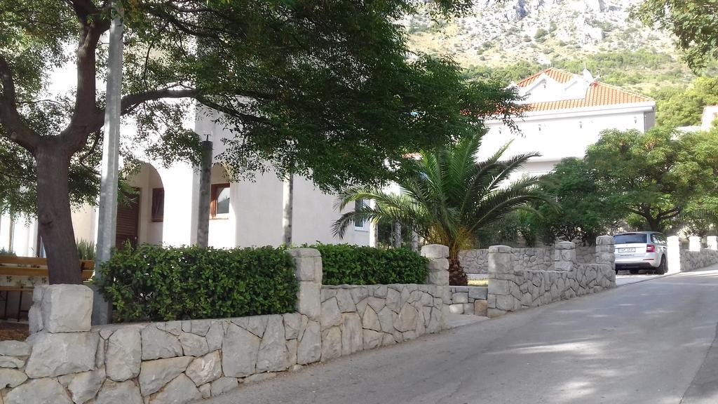 Apartments Erceg Omiš Eksteriør billede