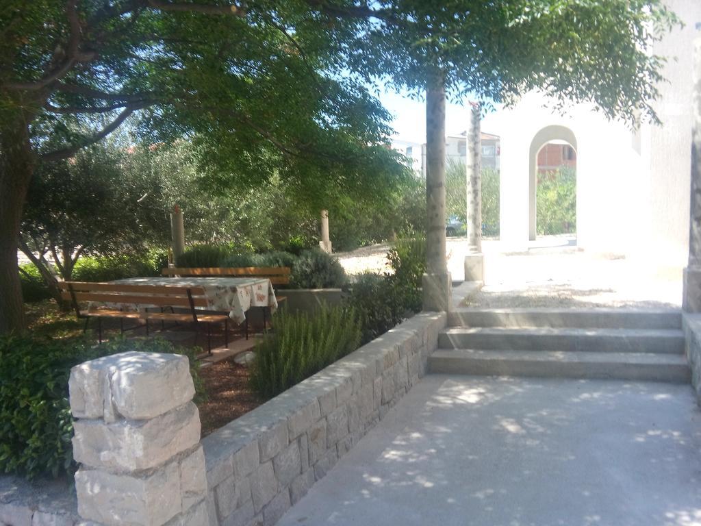 Apartments Erceg Omiš Eksteriør billede