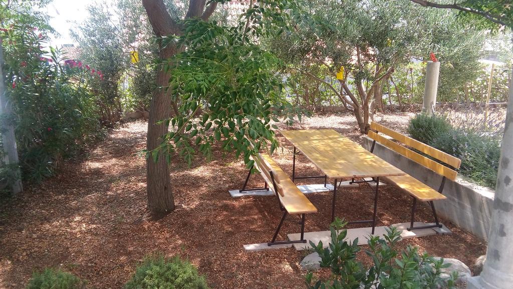 Apartments Erceg Omiš Eksteriør billede