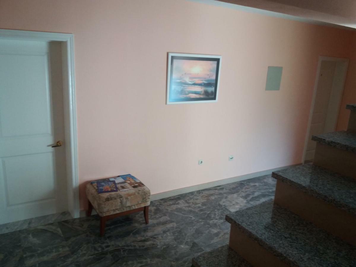 Apartments Erceg Omiš Eksteriør billede