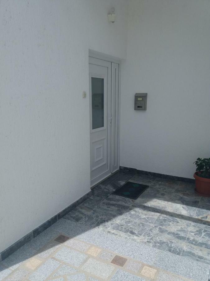 Apartments Erceg Omiš Eksteriør billede