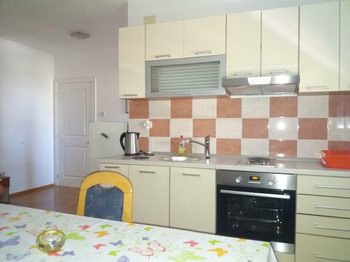 Apartments Erceg Omiš Eksteriør billede