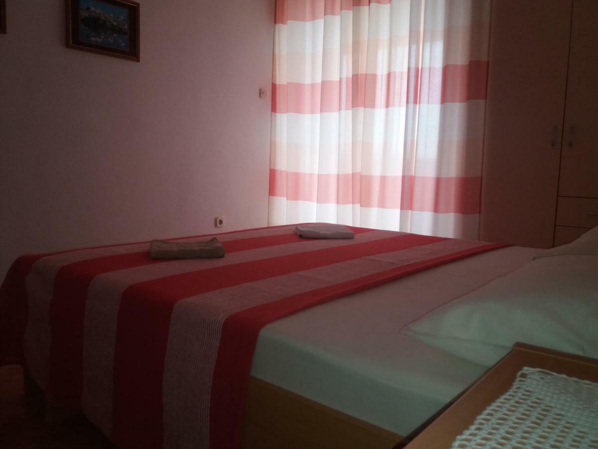Apartments Erceg Omiš Eksteriør billede