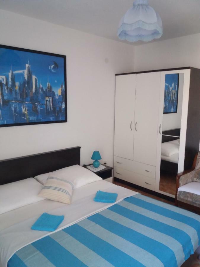 Apartments Erceg Omiš Eksteriør billede