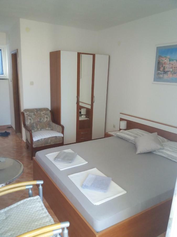 Apartments Erceg Omiš Eksteriør billede