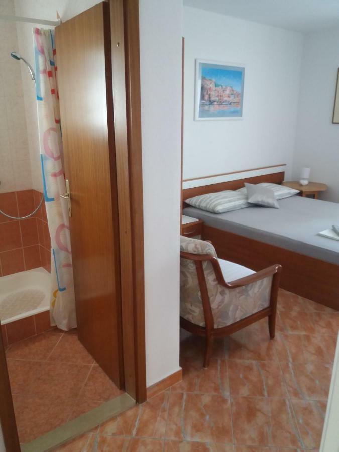 Apartments Erceg Omiš Eksteriør billede