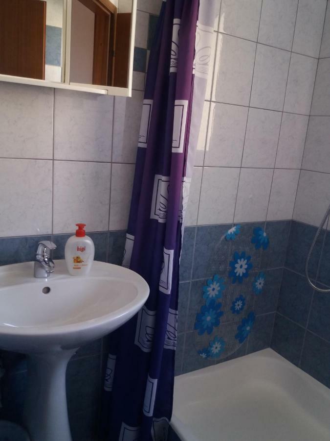 Apartments Erceg Omiš Eksteriør billede
